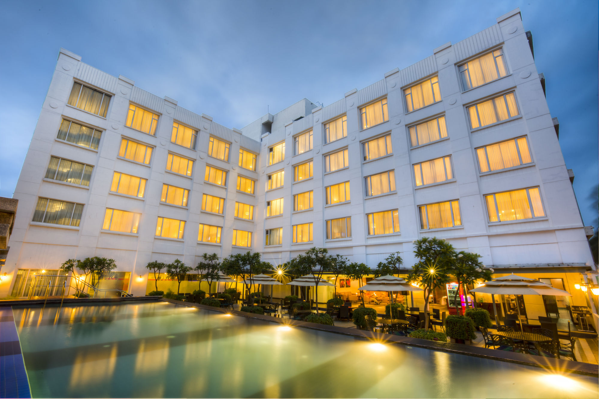 فندق بنغالورفي  رادها ريجنت إلكترونيك سيتي المظهر الخارجي الصورة